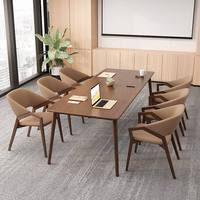 Fauteuil d'appoint moderne du milieu du siècle en bois avec structure en noyer et revêtement en similicuir beige pour salon, bureau ou hôtel