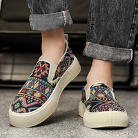 Chaussures de skate de grande taille pour hommes, semelles épaisses antidérapantes, baskets polyvalentes respirantes, surface en tissu à blocs de couleur, chaussures en toile décontractées