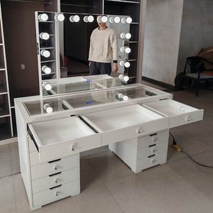 Tocador <span class=keywords><strong>de</strong></span> <span class=keywords><strong>Maquillaje</strong></span> OEM con Espejo y Luces, Superficie <span class=keywords><strong>de</strong></span> Vidrio, 13 Cajones, Estantes Ajustables, Estación <span class=keywords><strong>de</strong></span> Carga para Dormitorio - Product Image 2