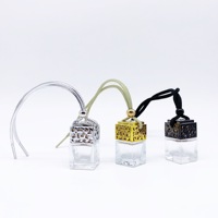 Vente en gros de mini flacons diffuseurs de parfum et de parfum pour voiture en verre vide de 6 ml avec bouchon à vis et impression sérigraphique