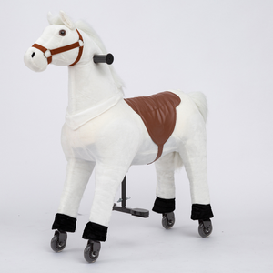 <span class=keywords><strong>Cavallo</strong></span> Bianco <span class=keywords><strong>Cavalcabile</strong></span> in un Parco Divertimenti nel 2025, Giocattolo Animale <span class=keywords><strong>Cavalcabile</strong></span> per Bambini, Peluche <span class=keywords><strong>Cavalcabile</strong></span> - Product Image 3