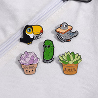 Broche en métal en forme de plante verte en pot de dessin animé, épinglette en émail peinte amusante, cool et mignonne en forme de cactus, accessoires personnalisés pour vêtements et sacs