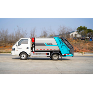 Camion à ordures électrique à compression de 5,3 mètres cubes, moteur à batterie pure, commande manuelle électrique à distance, fabrication sur mesure - Product Image 4