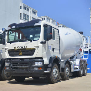 Camiones Mezcladores de Concreto HOWO 8x4 de Segunda Mano con Motor Diésel de Alta Eficiencia, Capacidad de Mezcla de 7m3, 336/371/375/420/460hp, Usados en Construcción - Product Image 1