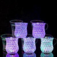 Düşük fiyat promosyon sıvı sensörü led bardak parti içecek bardağı led şampanya kadehi bar