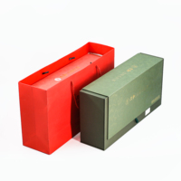 Emballage cadeau en carton rouge avec logo personnalisé en encre de soja, imperméable, doublé d'éponge, à double ouverture magnétique