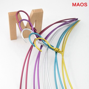 Cintre en aluminium à <span class=keywords><strong>double</strong></span> fil Maos, vente chaude, avec épaules larges pour veste - Product Image 3