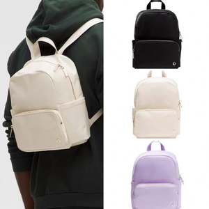 Mochila Unisex Lulu para el Nuevo Modelo Everywhere, 11.5L, Impermeable, Gran Capacidad, de Mezclilla, con Forro de Poliéster y Correas Curvas para los Hombros - Product Image 1