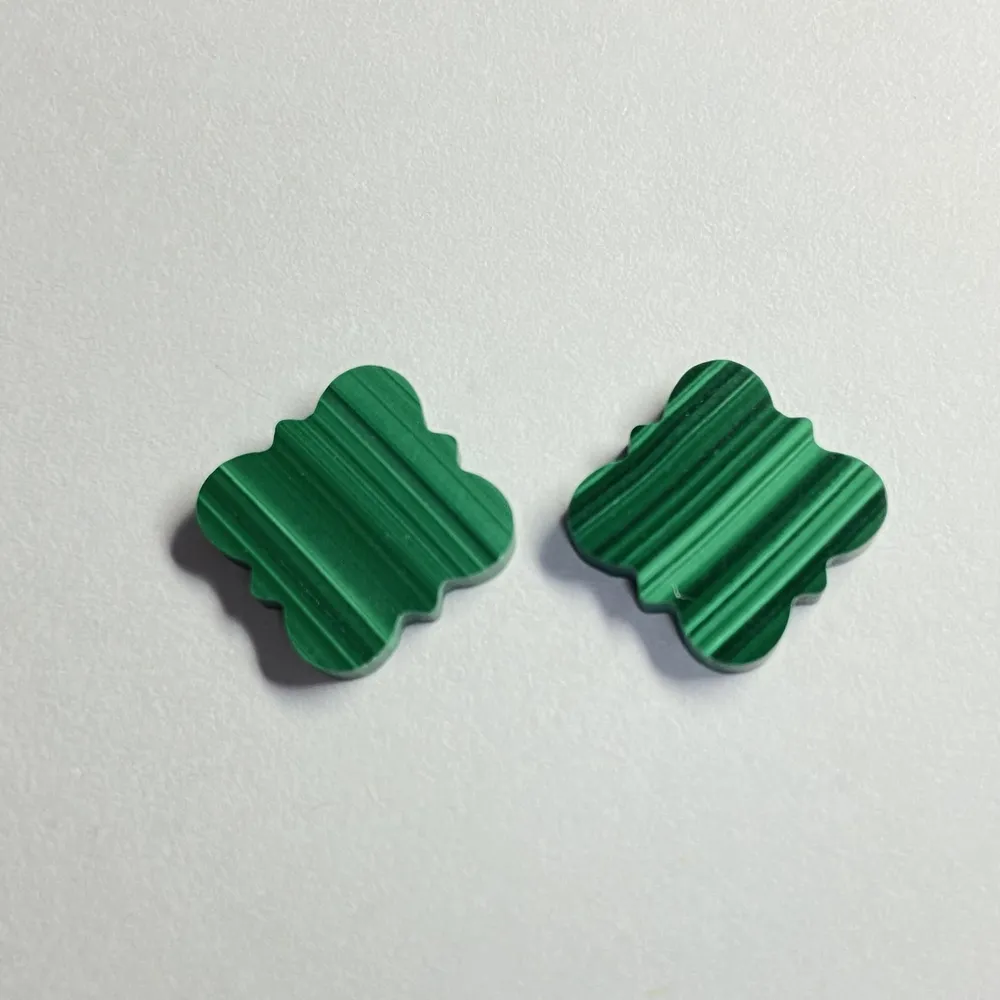 Nouveau design en forme de trèfle Naturel malachite vert malachite prix à vendre