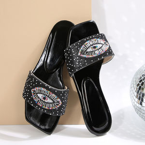 Nouvelles Sandales Plates 2025 à Strass Brillants pour Femmes – Confortables, Grande Taille, Bout Carré Ouvert, Claquettes Plates 525 - Product Image 3