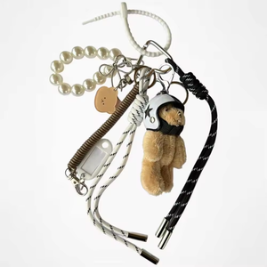 Breloques de sac à main tendance punk, accessoires de luxe, mignonnes, en forme de casque, ours en peluche, décorations, pendentifs, perles, bracelets, chaînes, breloques pour sac - Product Image 6