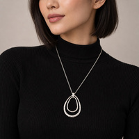 Collier long avec pendentif double goutte d'eau couleur argent pour femme, bijou géométrique pour pull, accessoire de mode pour soirée, cadeau