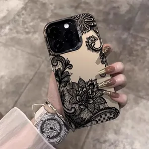 Mode Dentelle Floral Motif Antichoc Téléphone étui pour <span class=keywords><strong>iphone</strong></span> <span class=keywords><strong>11</strong></span> 12 13 14 15 Pro Max X XR XS Max 15Pro Dur PC <span class=keywords><strong>Coque</strong></span> Arrière - Product Image 3