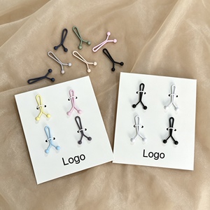 Épingles à <span class=keywords><strong>hijab</strong></span> personnalisées avec logo, sportives, quatre saisons, emballage cartonné, fabrication directe, épingles à foulard en métal mat, clip pour foulard en soie - Product Image 2