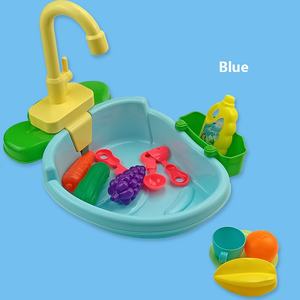 Usmilepet Bestseller Plastic Papegaai Badkuip Automatische Circulerende Water Vogel Bad Fontein Met Kraan Voor Buiten Papegaai Speelgoed - Product Image 5
