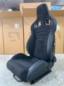 Asiento de Carreras Recaro Sportster CS Económico con Ajuste Universal Personalizable, Estilo Deportivo, Compatible con la Mayoría de los Modelos de Auto - Product Image 1