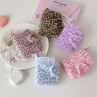 Porte-monnaie haut de gamme rose à imprimé léopard, sac de rangement portable pour cartes bancaires pour étudiants, sac à cartes polyvalent en peluche, sac pour écouteurs