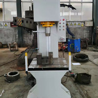 Presse hydraulique monocolonne servo 63 tonnes Hairun Y41-63T avec pompe à engrenages pour correction et bordage de pièces métalliques CNC