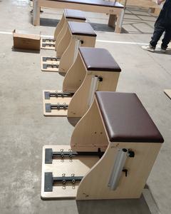 루미네 공장 직매 스튜디오 홈 피트니스 신체 건강을위한 휴대용 Wunda 의자 맞춤 수입 메이플 우드 필라테스 의자 - Product Image 5