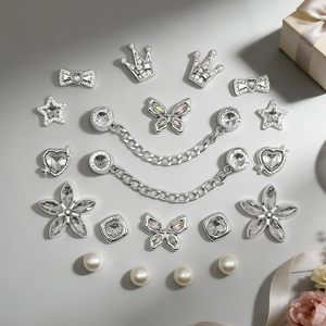 Breloques décoratives pour chaussures en plastique, motifs papillon et fleur, ornées de strass étincelants et de perles, pour femmes, idéales pour les fêtes - Product Image 6