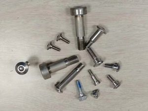 2模4吹高速螺杆制造机打头机 - Product Image 6