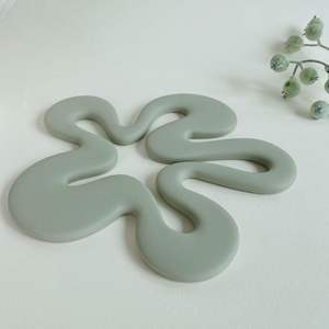 Sous-verres isolants en silicone antidérapants, style nordique et américain, résistants aux hautes températures, motif floral simple et luxueux, vente en gros - Product Image 3