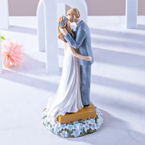 Personalizada mini estatuilla de casados pequeños adornos nupciales para regalos de boda aniversario boda estatuilla artesanía de resina - Product Image 3