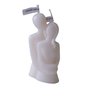 Velas aromáticas con forma de pareja, de cera de soja, regalo de San Valentín para el amor y el afecto. - Product Image 4