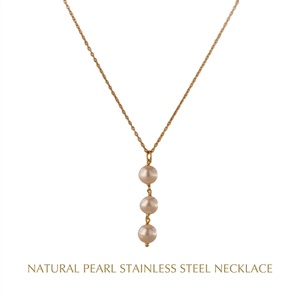 สร้อยคอจี้ทรงกลมประดับมุกดำและเปลือกหอยสีขาวเคลือบทอง 18K เครื่องประดับโชคเกอร์แบบมินิมอลสำหรับผู้หญิง - Product Image 1
