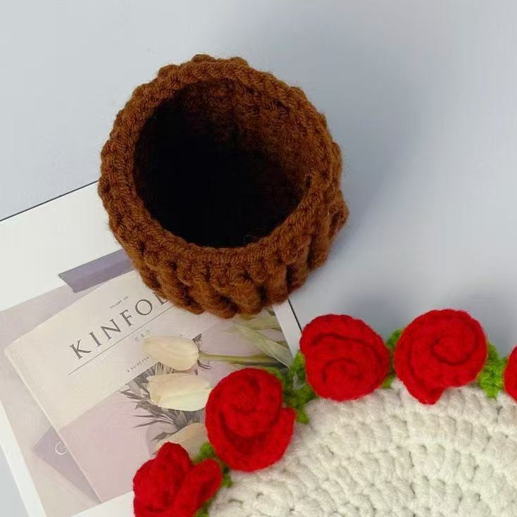 Small flower basket 7*5.5cm dark brown