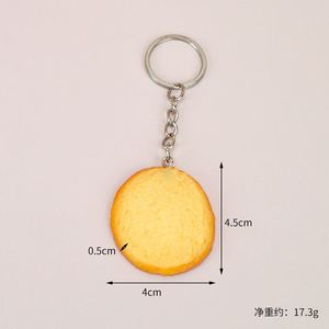 Breloques alimentaires en résine en forme de grands biscuits, design gourmand, pour porte-clés - Product Image 6