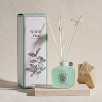 Bouteille en verre de luxe avec fleurs séchées Diffuseur de roseaux écologique Bâtonnets de rotin pour assainisseurs d'air à l'huile essentielle pour la maison Hôtels