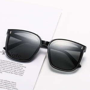 New gm Fashion Sunglasses Explosion <strong>Korean</strong> Version of Lycopene Yan Sunglasses Trend Joker Box Outdoor Driving <strong>Glasses</strong> - Product Image 1