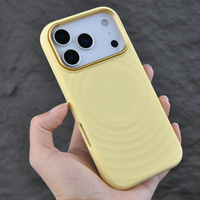 Casing HP iPhone 17 17 Pro 18 Pro Max dari Silikon Cair Anti Benturan dengan Ring Kamera Logam Desain Mewah dan Sentuhan Lembut serta Tombol Samping Logam