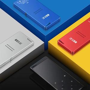 Appareil MP3 personnalisé en usine avec écran tactile de 1,8 pouce, 128 Go, radio FM et enregistreur pour étudiants - Product Image 3
