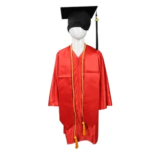 RPET Recycle Custom Design Custom Logo Red Custom Masters Graduation Gown Disposable