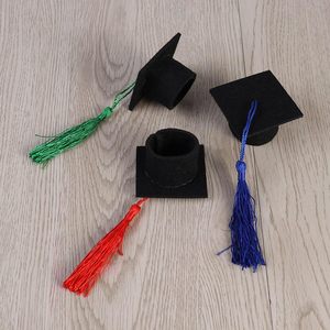 Décorations de bouteilles de vin en forme de mini toque de doctorat avec pompons, pour fêtes à domicile et décorations de table - Product Image 2