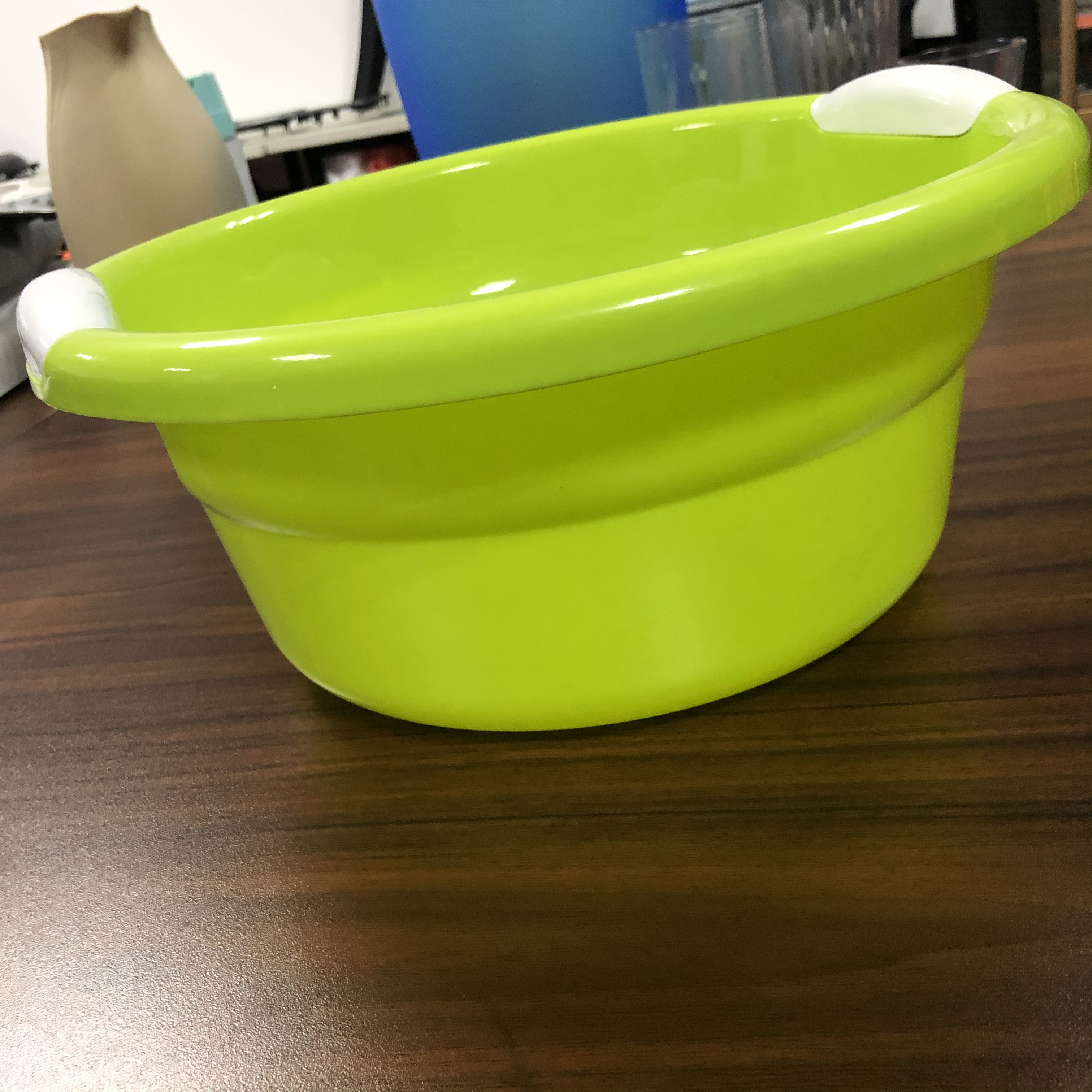 High-end customized products portable shampoo freestanding small washing basin