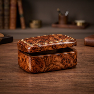 Caja de Recuerdos Clásica para Sala de Estar Aqdus Saleem Thuya Burl, Hecha a Mano con Incrustaciones de Madreperla, Rectangular, 25x15x12 cm - Product Image 3