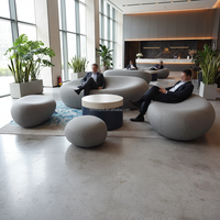 Chaise en fibre de verre moderne en forme de galet pour salon et décoration intérieure de centre commercial