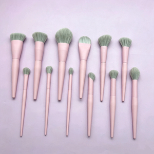 YRX 12pcs Premium Makeup <b>Brush</b> Set Custom Logo Vegan Makeup <b>Brushes</b> Private Label Makeup <b>Brush</b> Set High Quality Unique - Product Image 4