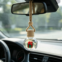 Diffuseur d'huiles essentielles en forme de pendentif parfumé pour voiture, motif Père Noël et renne mignon, idéal pour les cadeaux de Noël - Vente en gros