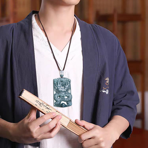 จี้มังกรสีน้ำเงินมรกตธรรมชาติ ดีไซน์หรูหราสง่างาม หยกเกรดเย็นเหมือนน้ำแข็ง จี้รูปมังกรตามราศี - Product Image 1