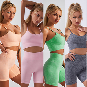 Tuta sportiva all'ingrosso ragazza Sexy abbigliamento Fitness abbigliamento sportivo Yoga Set corto palestra abbigliamento sportivo <span class=keywords><strong>Leggings</strong></span> da corsa Set reggiseno senza cuciture da donna - Product Image 2