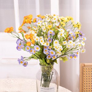 Têtes de marguerites artificielles en plastique sur fil métallique, haute simulation, style naturel, branche unique, réutilisables, pour décoration de mariage - Product Image 3