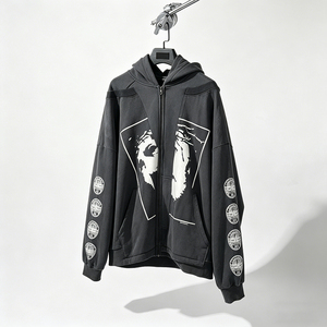 Sweat-shirt à capuche streetwear pour homme, 100% coton, 450 GSM, coupe oversize, effet délavé et vieilli, avec logo personnalisé, design découpé - Product Image 1