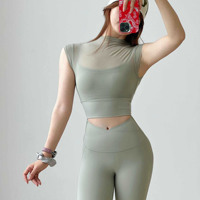 Ensemble de sport Uwell pour femme : T-shirt respirant à col montant et manches courtes en maille (9 couleurs) avec leggings pour fitness et yoga