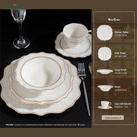 Services de vaisselle en céramique blanche à bord doré gaufré, logo personnalisé, vente en gros pour hôtels, restaurants, banquets de mariage, cadeaux pour la maison