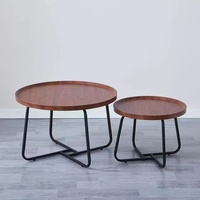 Table basse moderne en bois avec rangement, design épuré, étagère de chevet et table d'appoint pour salon, chambre et dortoir