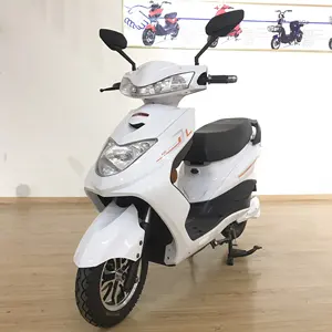 India popolare buon prezzo 800W CKD Scooter elettrico moto elettriche per adulti